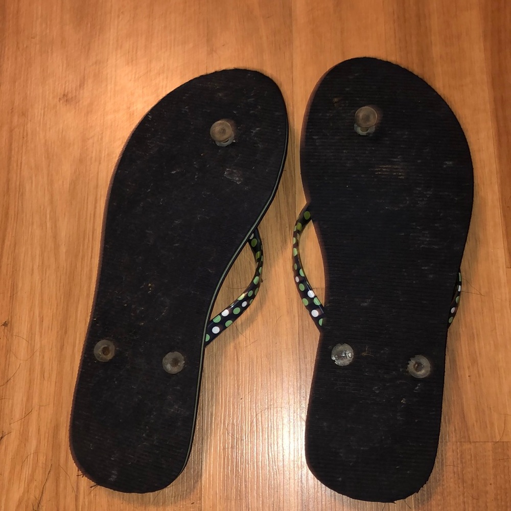 Vera Bradley Flip Flops - Picture 3 of 3